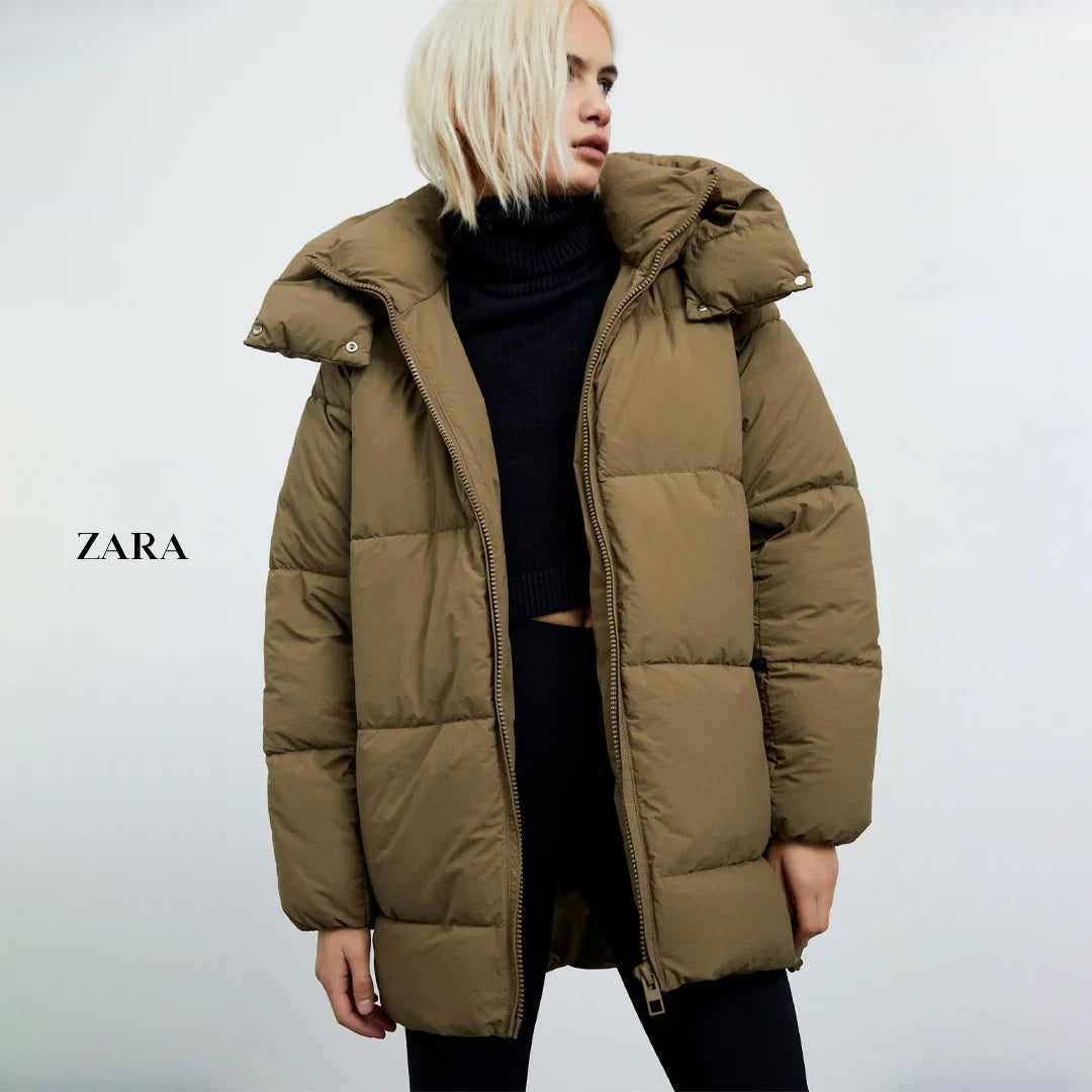 جاكيت نسائي مبطن بقبعة من ZARA | تصميم أوروبي أنيق بلون Taupe – متوفر الآن على Modisly