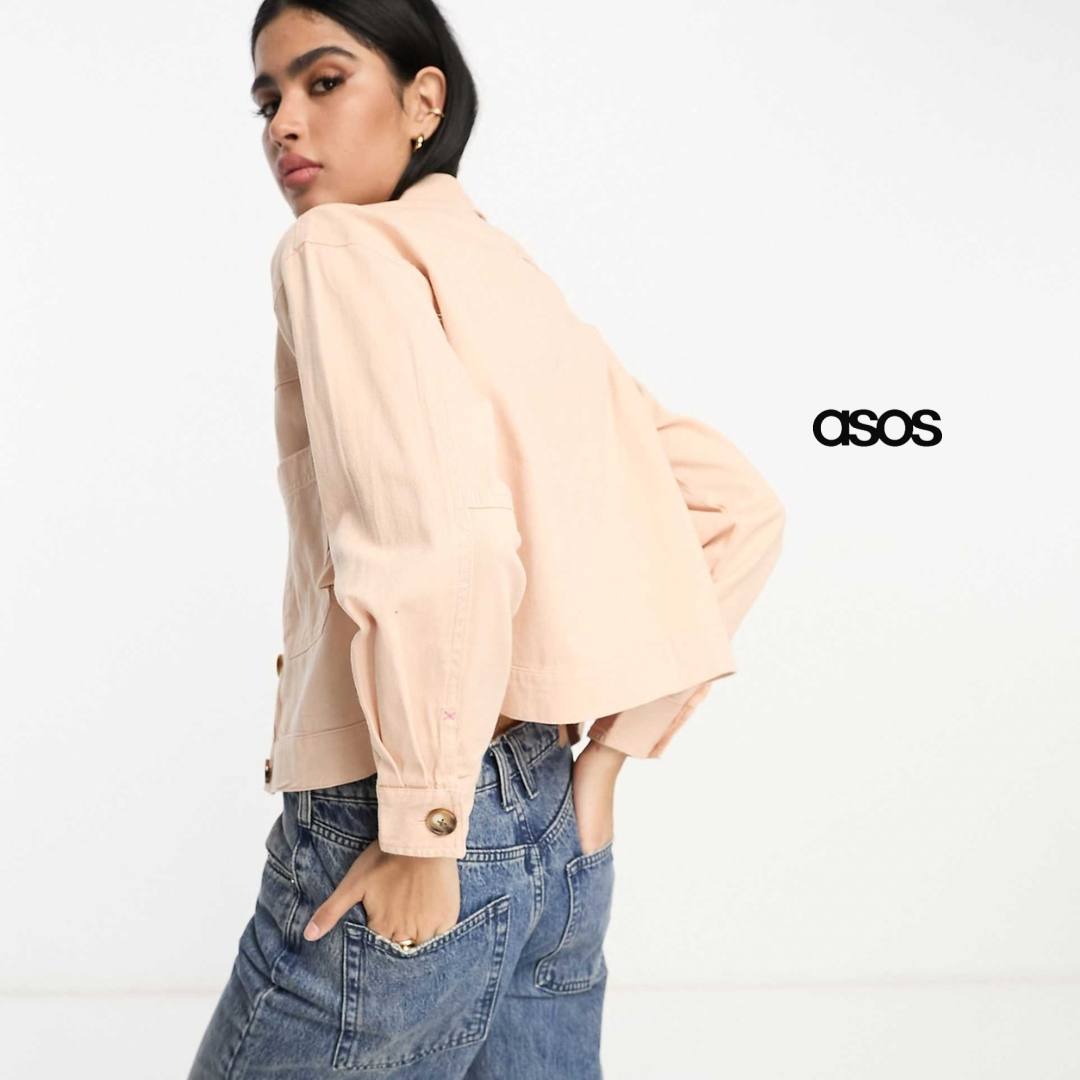 جاكيت دنيم نسائي قصير بلون وردي فاتح من ASOS