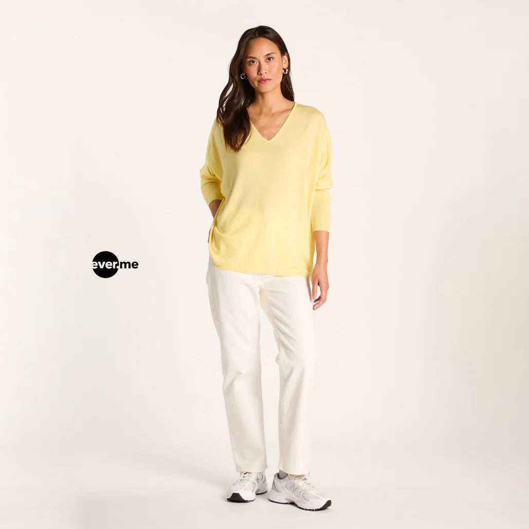 كنزة كاشمير برقبة V من ever.me – تصميم محبوك بدون خياطة