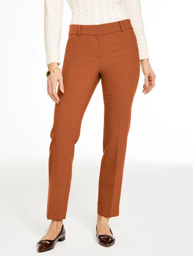 بنطلون نسائي ستريت بطول كاحل من Talbots – موديل Hampshire
