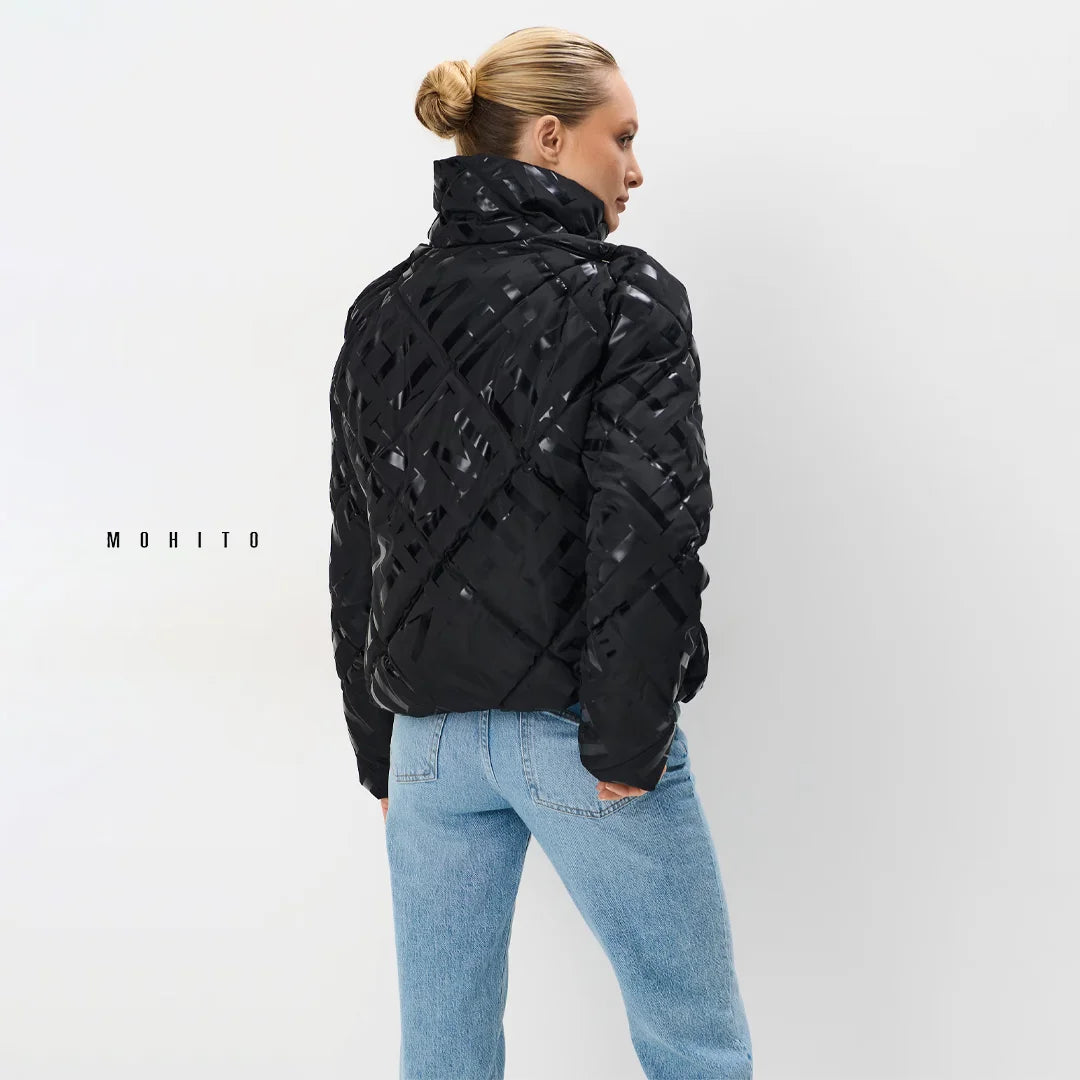 جاكيت نسائي من Mohito – تصميم أنيق وعصري