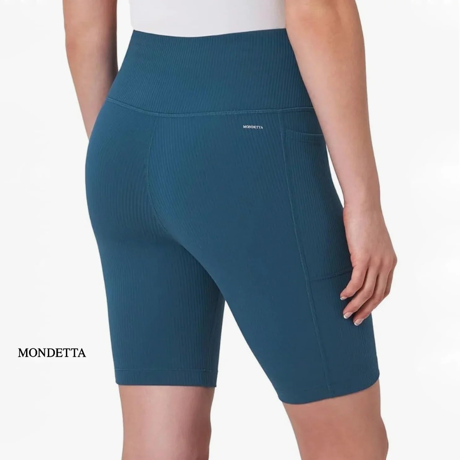 Back of the ribbed midweight bike shorts