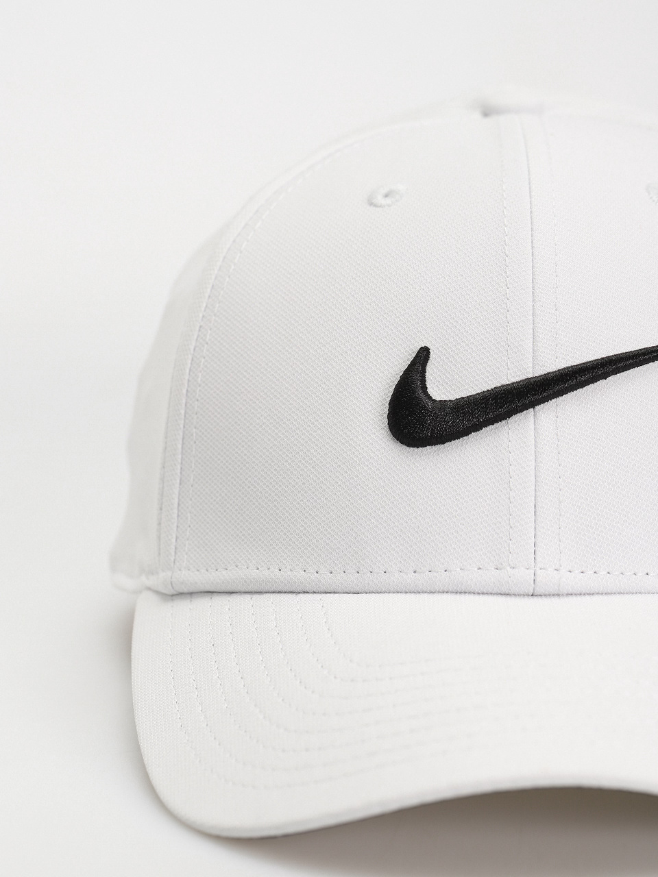 كاب SB Dri-FIT أبيض من Nike