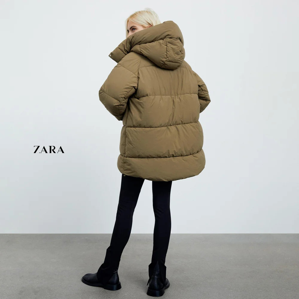 جاكيت نسائي مبطن بقبعة من Zara – بلون تاوب أنيق
