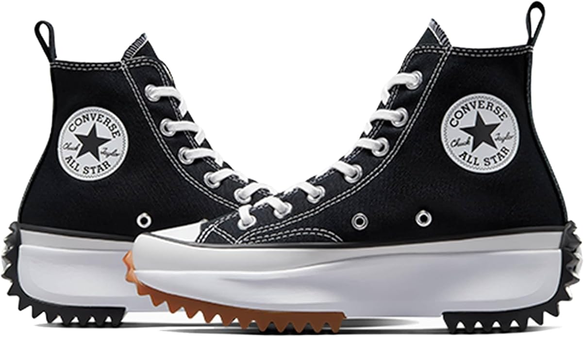 حذاء رياضي نسائي من Converse – تصميم كلاسيكي بعنق عالي ونعل متين