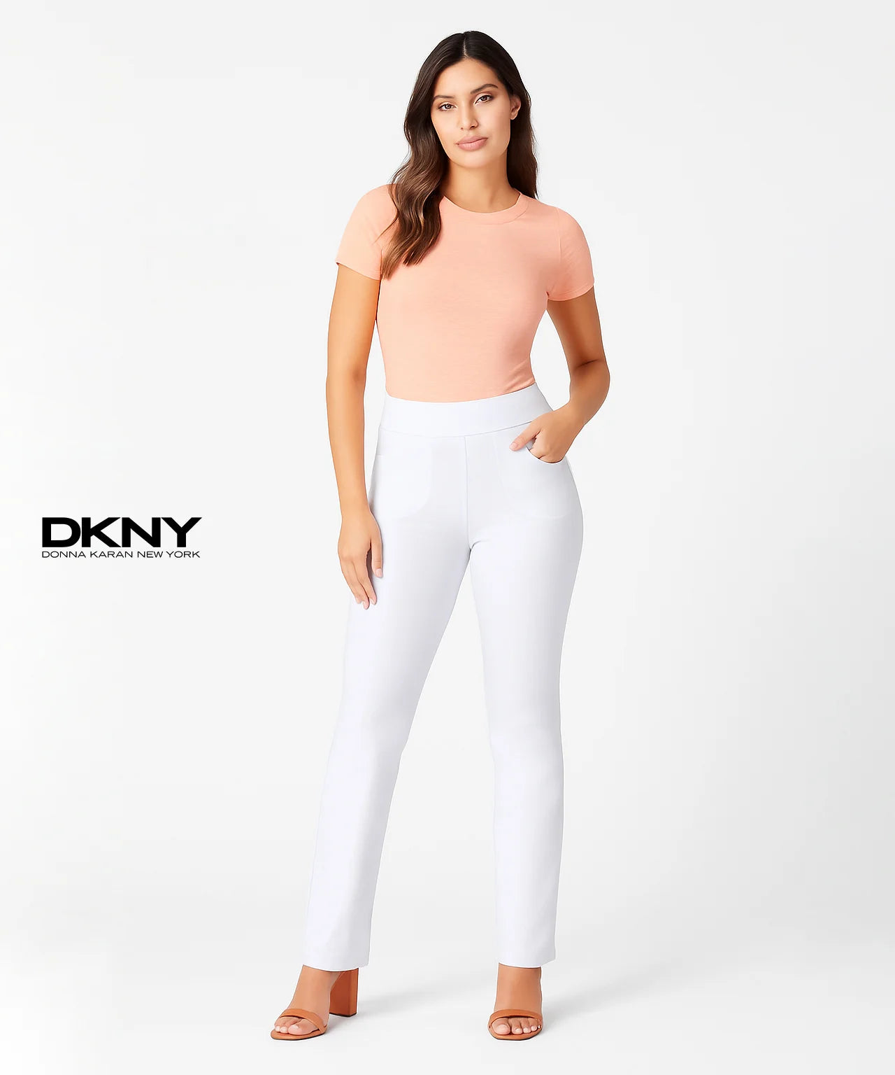 بنطال جينز نسائي عالي الخصر من DKNY – قماش ناعم بقصّة سكيني أنيقة