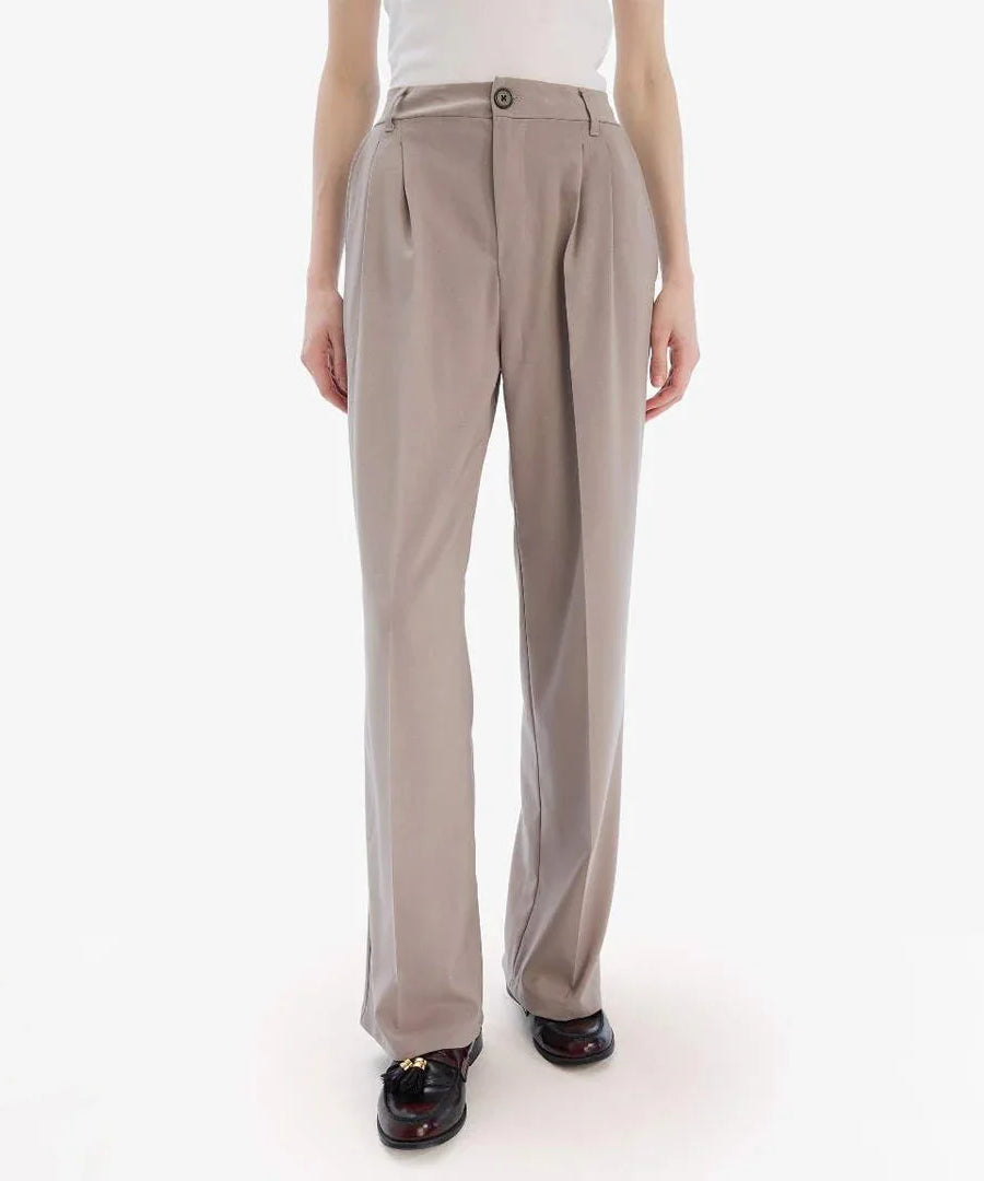 High-Waist Wide-Leg Pants | بنطال واسع بخصر عالي