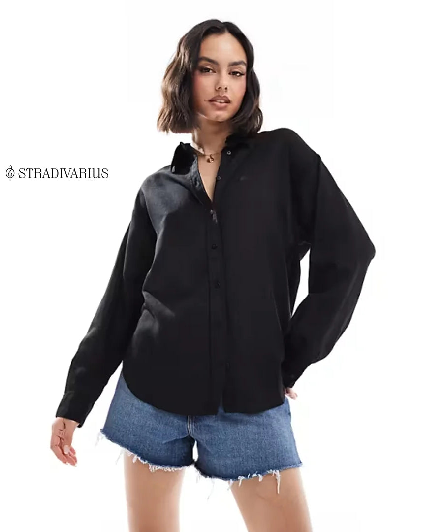 قميص نسائي بليند لينن أسود من Stradivarius