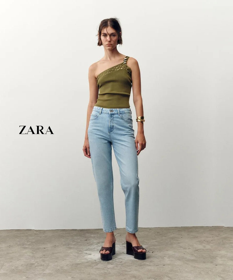 بنطال جينز نسائي Mom Fit بخصر عالي من ZARA