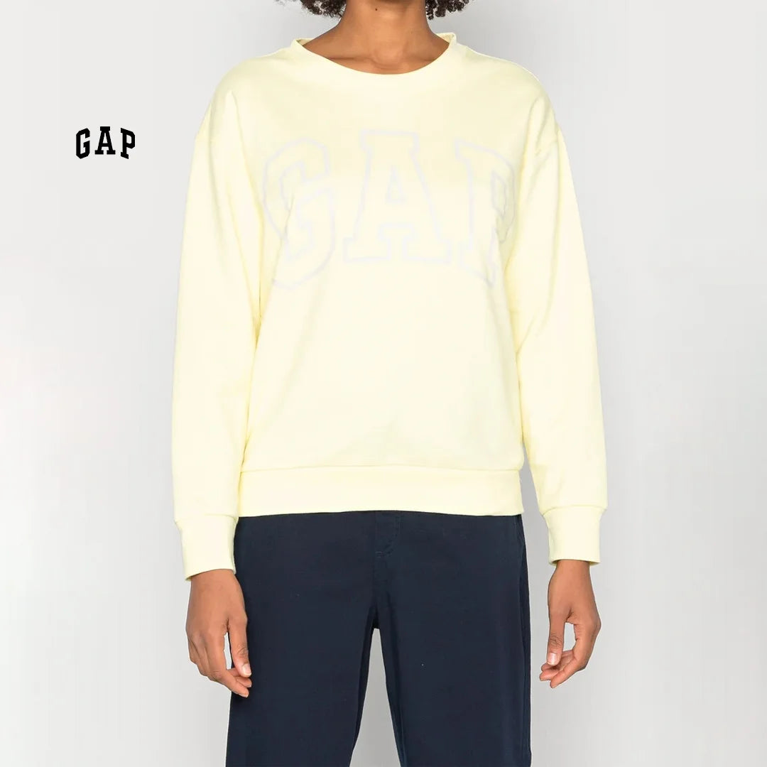 سويت شيرت أصفر بشعار GAP