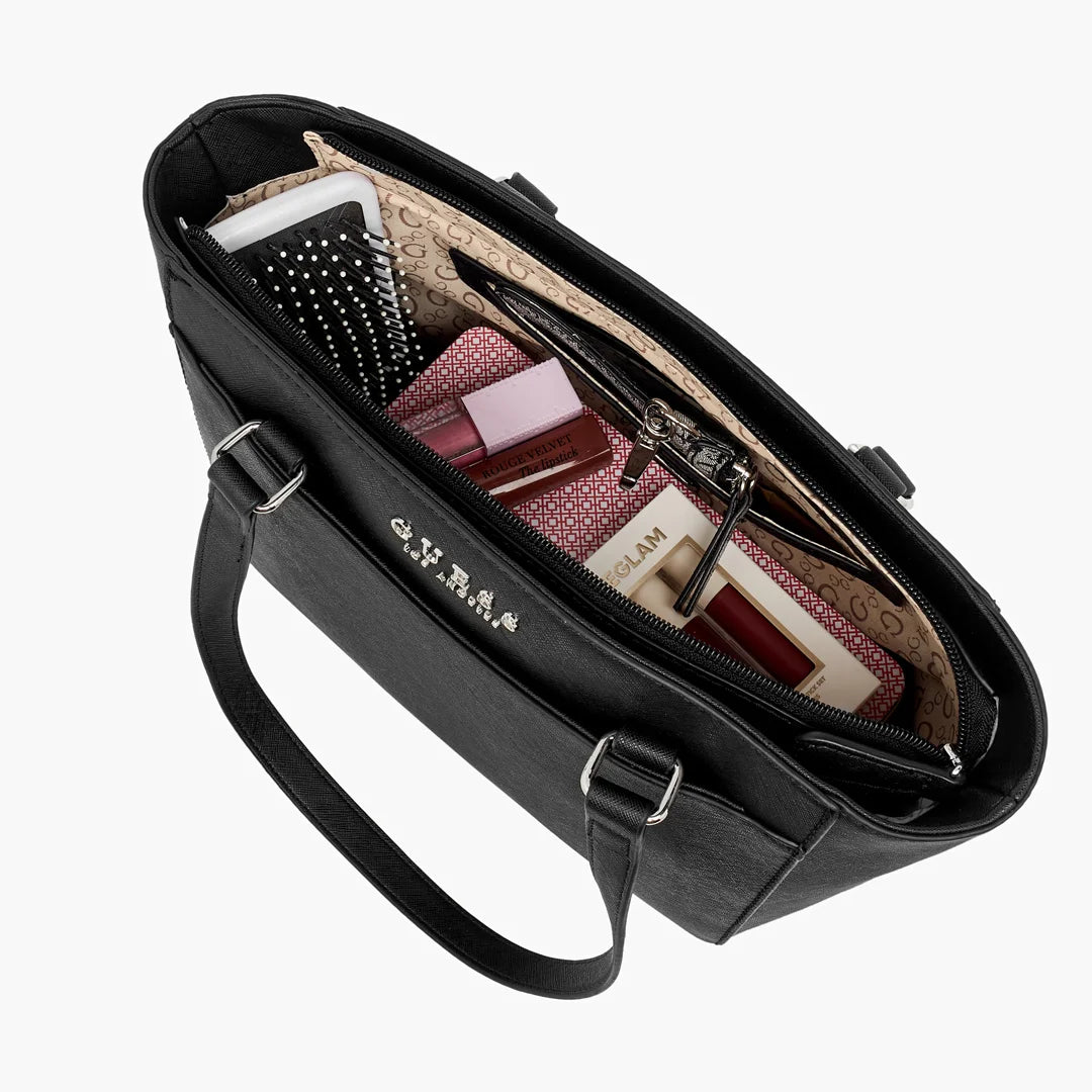 حقيبة نسائية من Guess بتصميم Lockwood