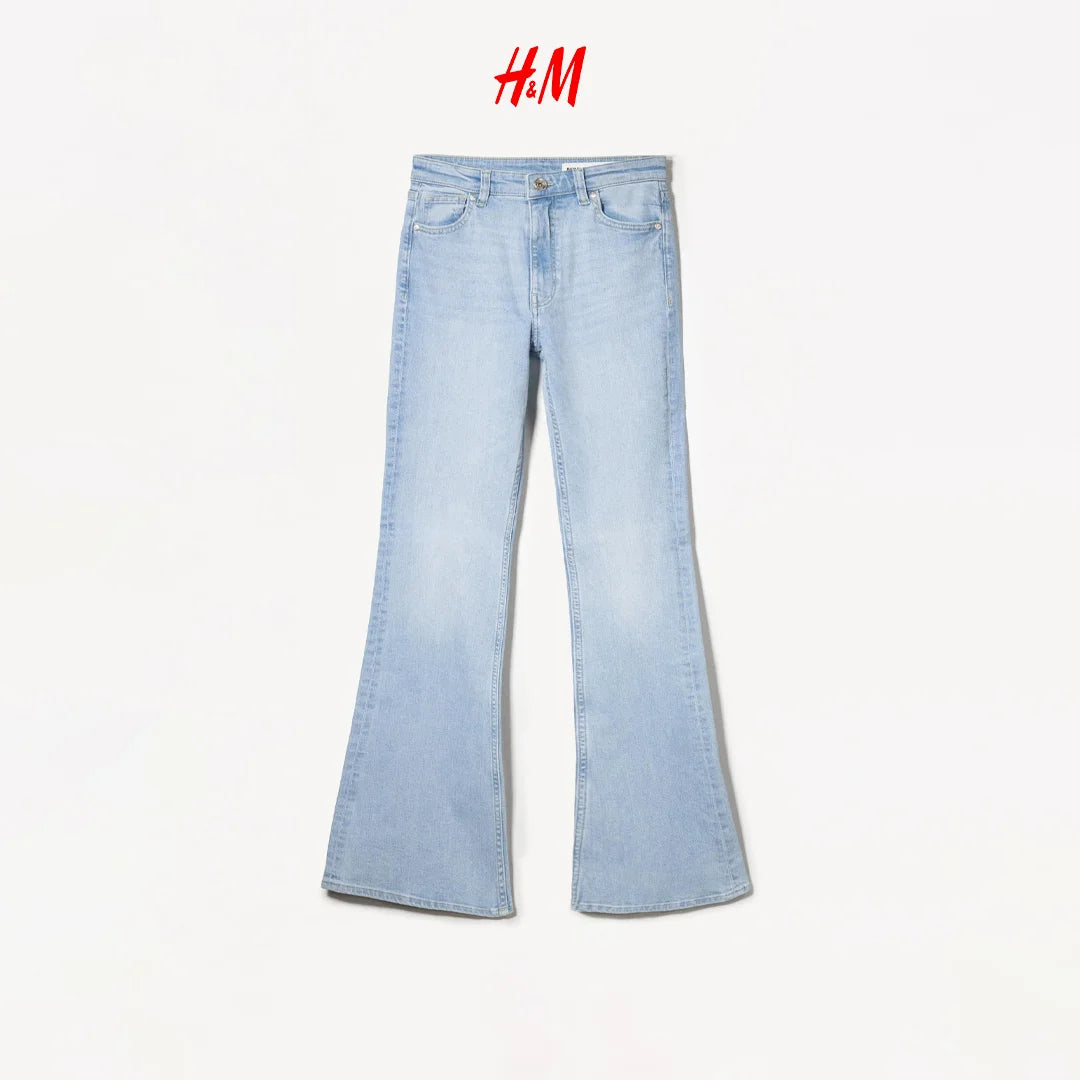 بنطال جينز واسع Flared من H&M – مجموعة DIVIDED