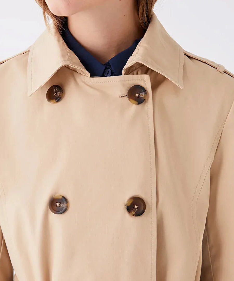 معطف ترنش نسائي بياقة مرتفعة من LC Waikiki