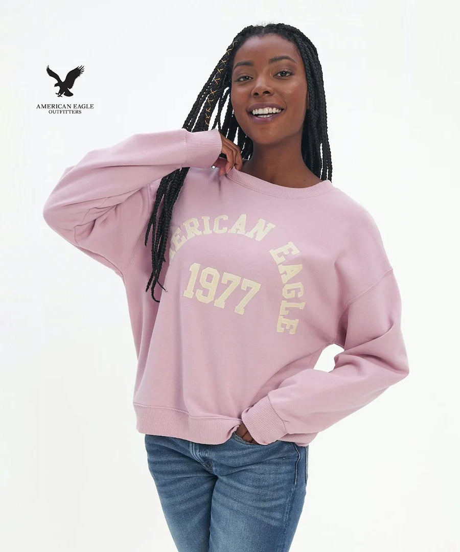 سويت شيرت نسائي بياقة مستديرة من American Eagle