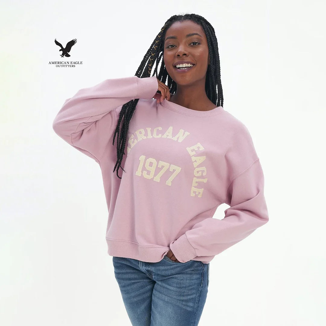 سويت شيرت نسائي بياقة مستديرة من American Eagle