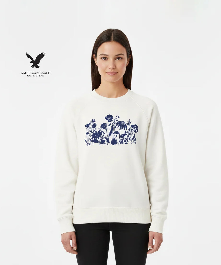 سويت شيرت نسائي بتطريز أزهار من American Eagle