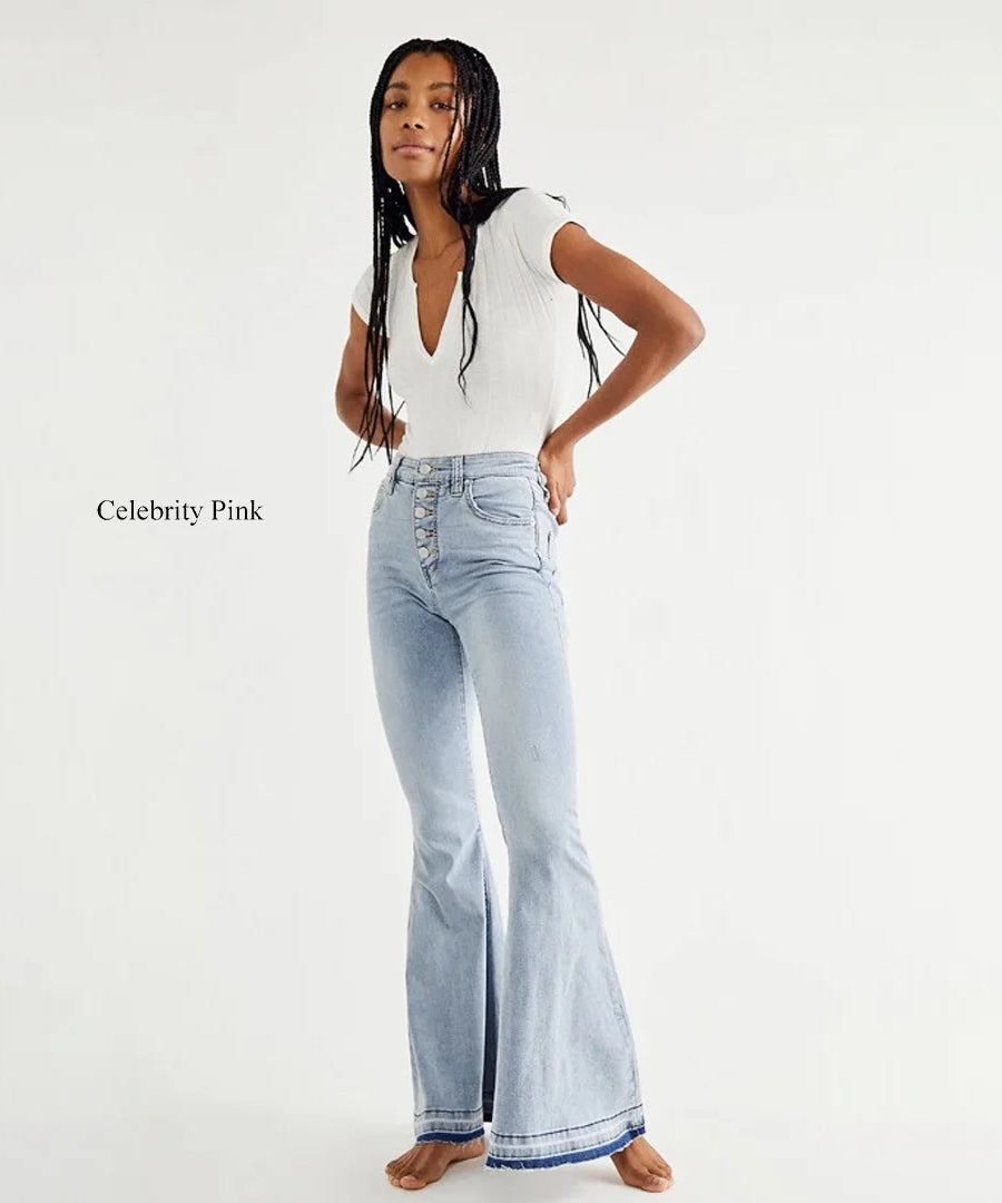 بنطال جينز واسع من celebrity pink بلون أزرق كينت – تصميم Flare مع حافة خام وأزرار أمامية