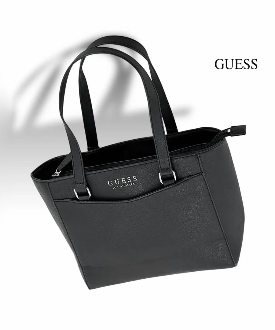 حقيبة نسائية من Guess بتصميم Lockwood