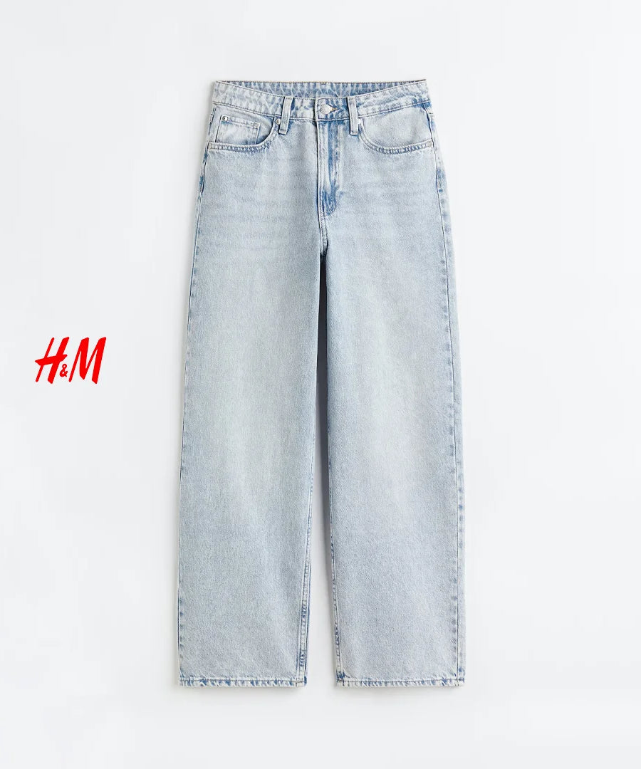 بنطال جينز واسع بقصّة مستقيمة وخصر عالٍ من H&M – للنساء