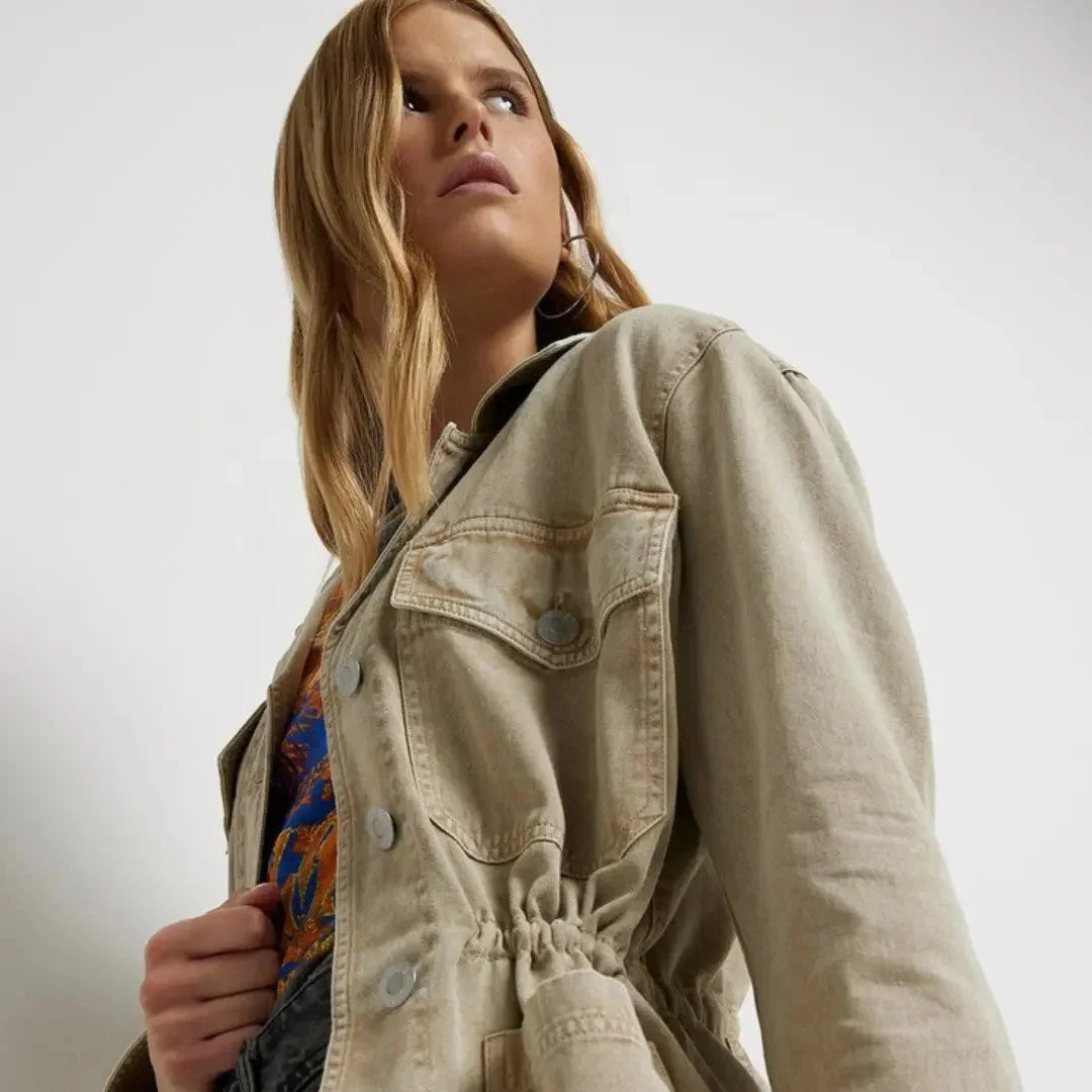 جاكيت نسائي Utility من الدينيم بجيوب أمامية من River Island