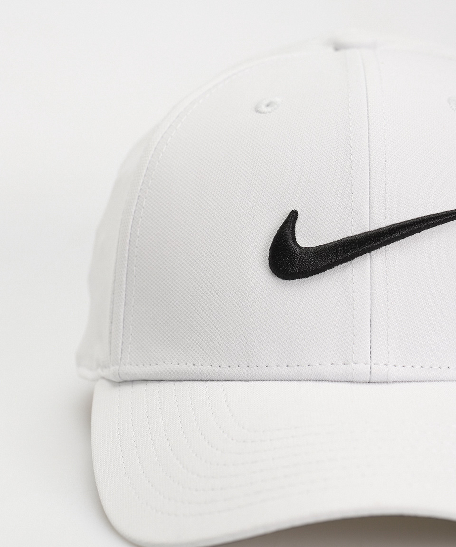 كاب SB Dri-FIT أبيض من Nike