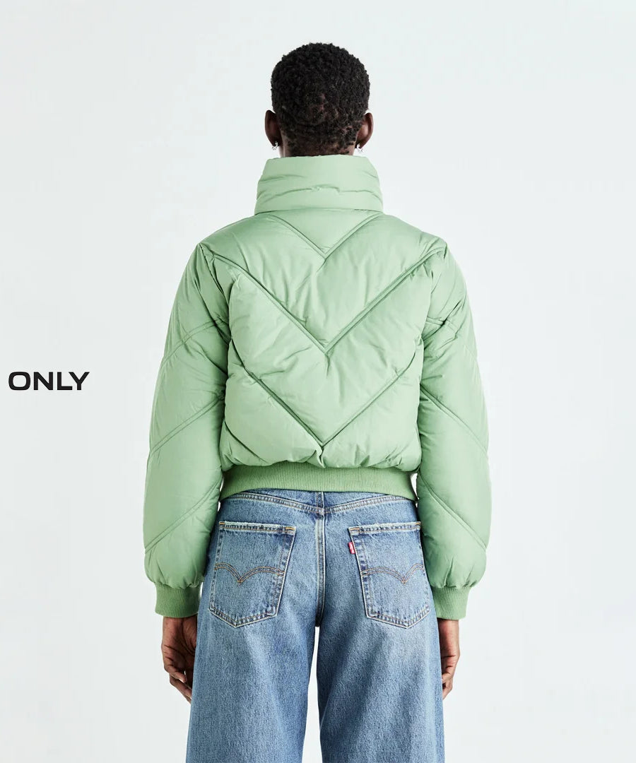 جاكيت نسائي شتوي مبطن باللون الأخضر من ONLY – موديل ONLTAMARA